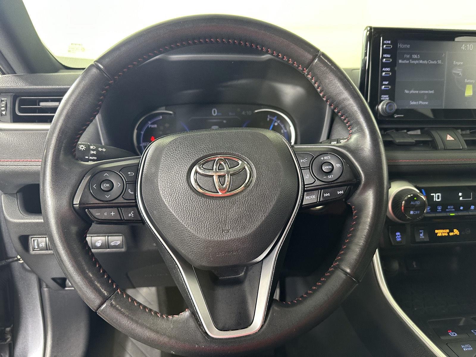 Used 2022 Magnetic Gray Metallic Toyota SE image 30