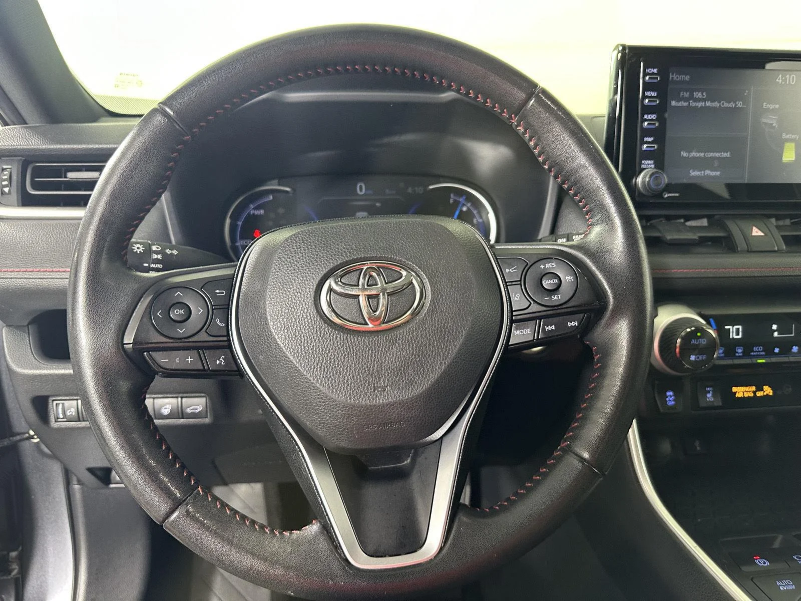 Used 2022 Magnetic Gray Metallic Toyota SE image 30