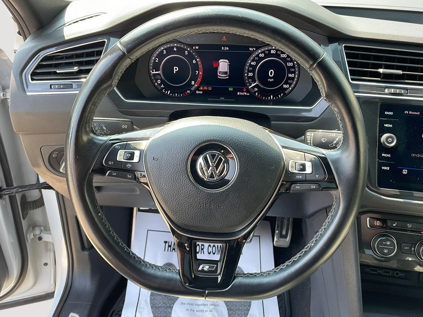 Used 2019 White Silver Metallic Volkswagen SEL image 17