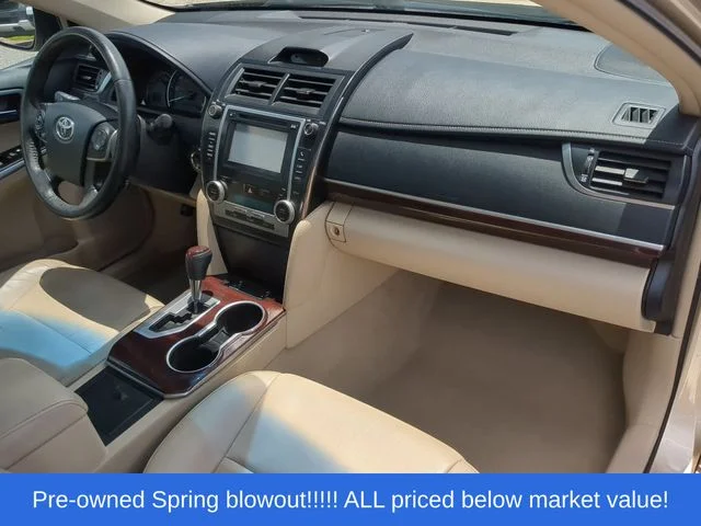 Used 2012 Beige Toyota XLE image 48