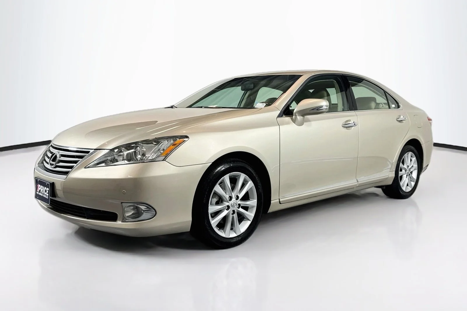 Used 2011 Satin Cashmere Metallic Lexus  image 1