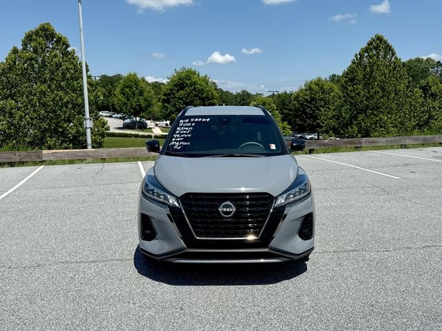 Used 2024 Gray Nissan SR image 8