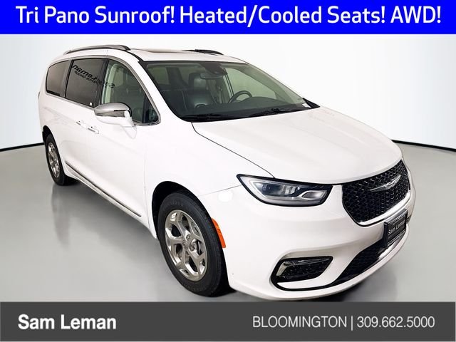 2021 Chrysler Pacifica Limited's photo