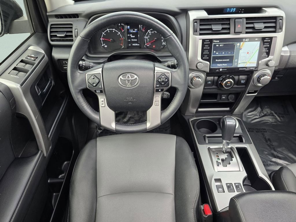 Used 2020 Magnetic Gray Metallic Toyota SR5 Premium image 35