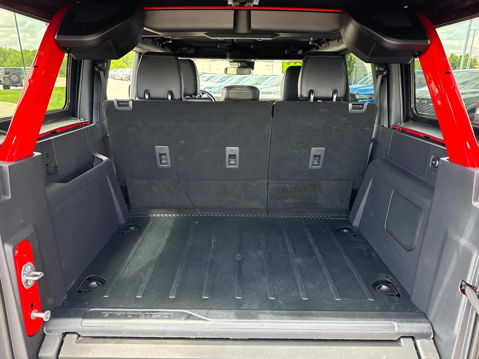 Used 2024 Race Red Ford Wildtrak image 13