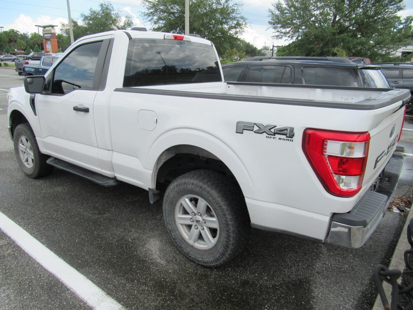 Used 2021 White Ford XL image 4