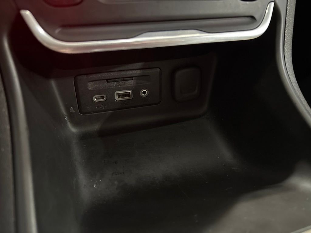 Used 2018 Red GMC Denali image 28