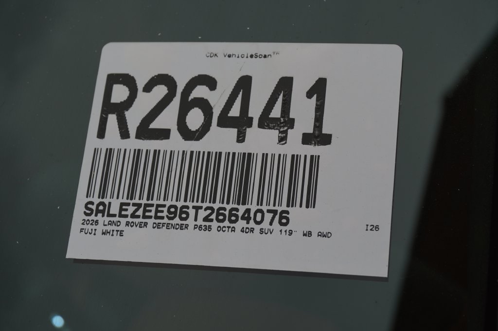 New 2026 Fuji White Land Rover OCTA image 36