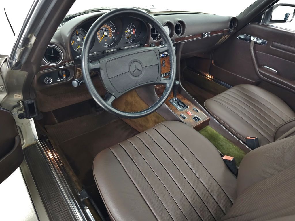 Used 1987 Gold Mercedes-Benz 560 SL image 38