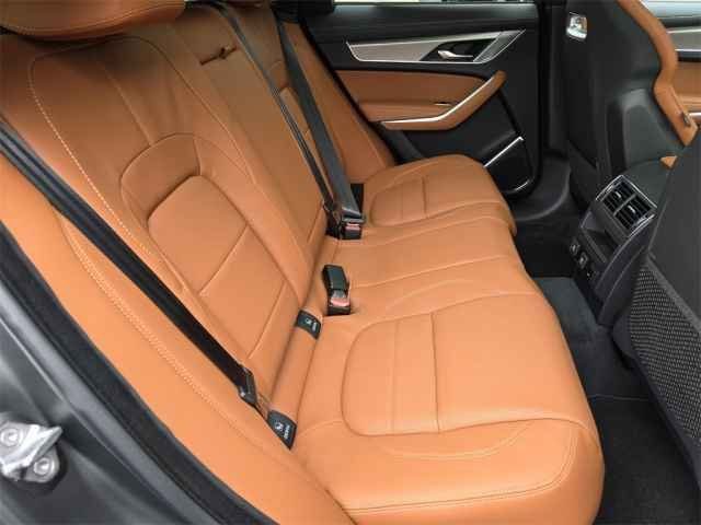 2026 Jaguar F-Pace R-Dynamic S - Photo 20
