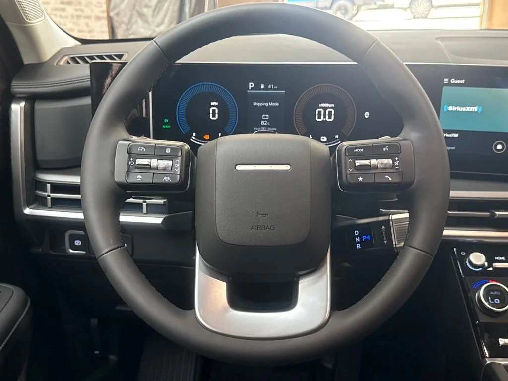 New 2027 Shimmering Silver Hyundai SEL image 19