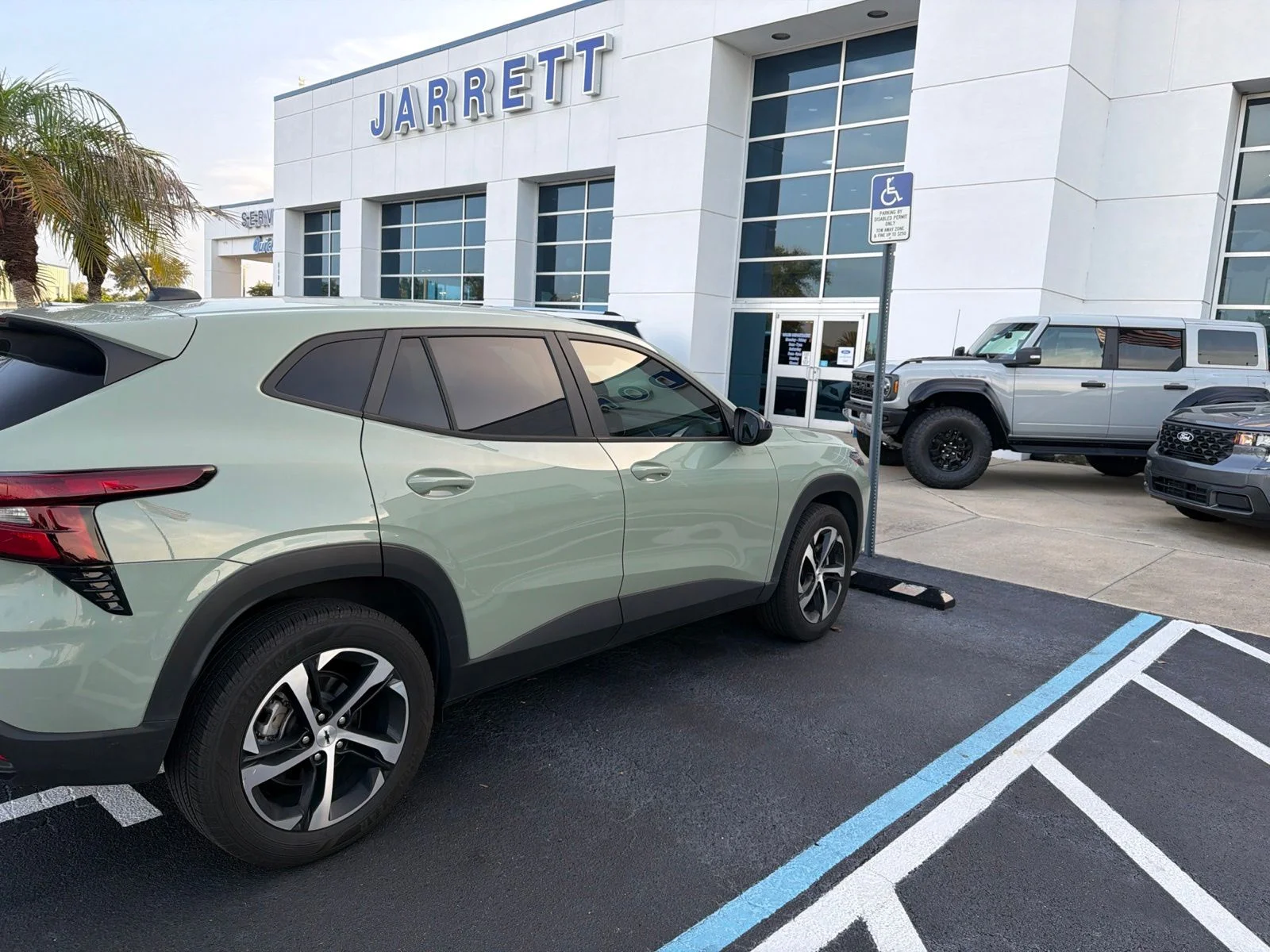 Certified Used 2024 Green Chevrolet 1RS image 5