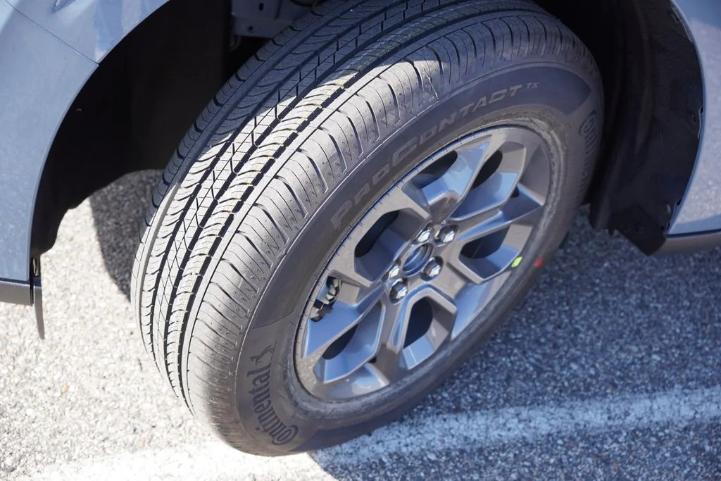 New 2026 Gray Ford XLT image 9