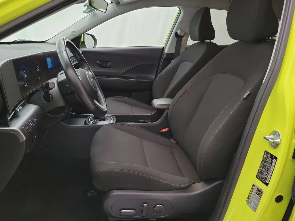 2025 Hyundai Kona SEL - Photo 9