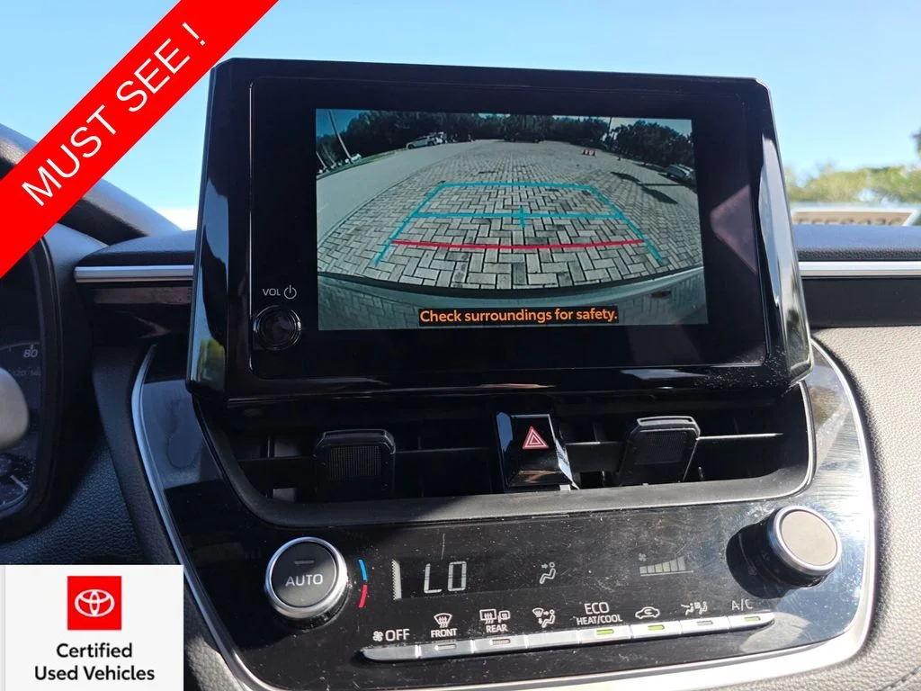 Used 2025 Silver Toyota Hybrid SE image 33