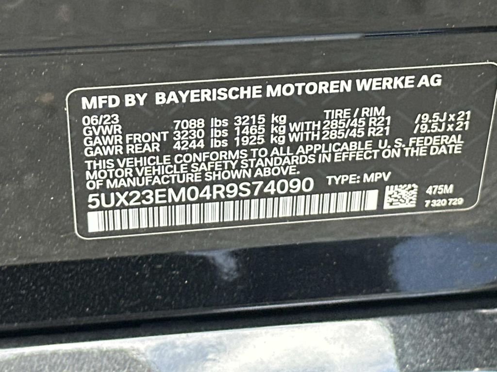Used 2024 Black Sapphire Metallic BMW xDrive40i image 31