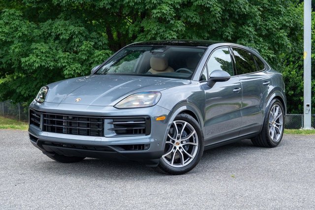 2026 Porsche Cayenne Coupe Base