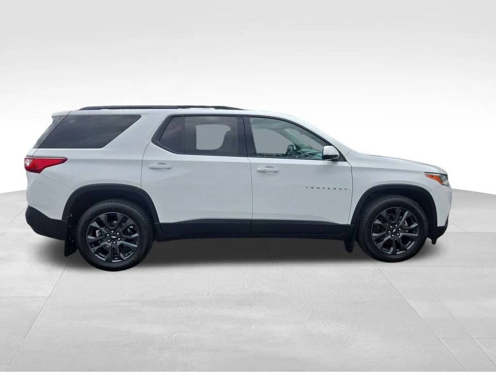 Used 2019 White Chevrolet RS image 10