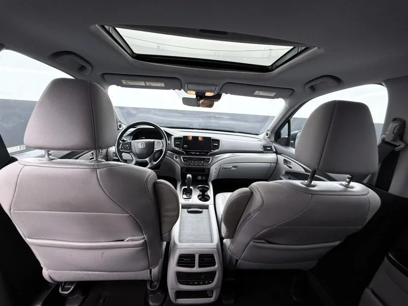 Used 2020  Honda EX-L Sport Utility 4D image 27