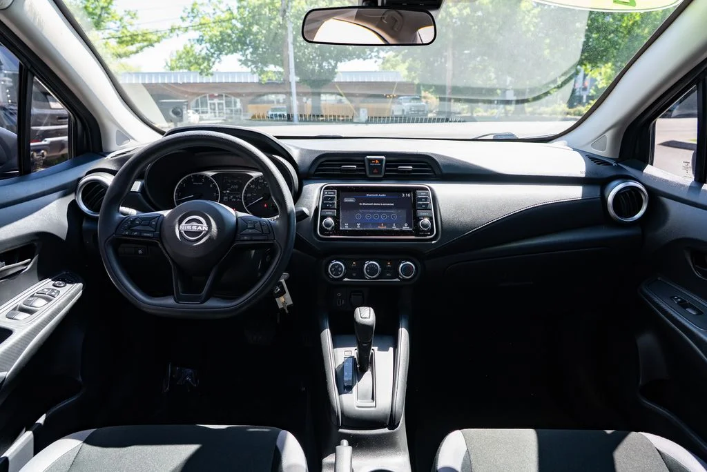 Used 2025 Gray Nissan 1.6 S image 9