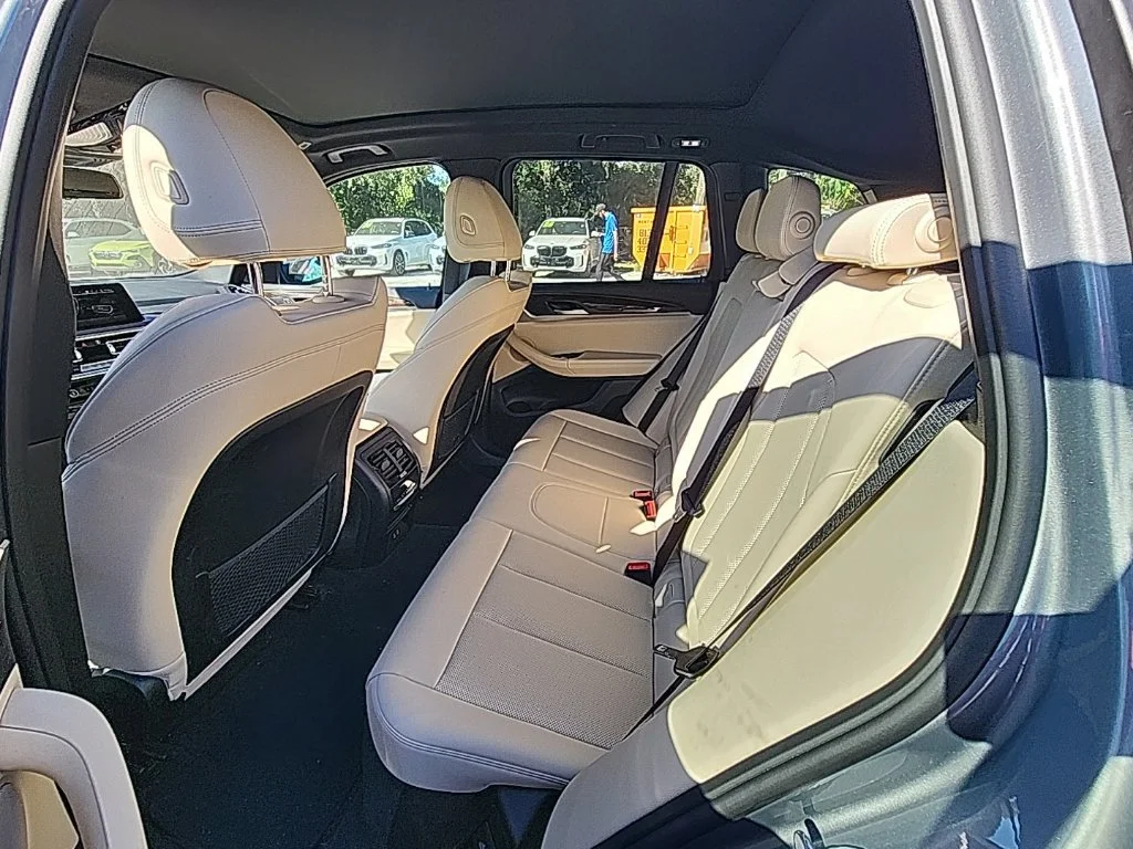 Used 2024 Skyscraper Grey Metallic BMW sDrive30i image 3