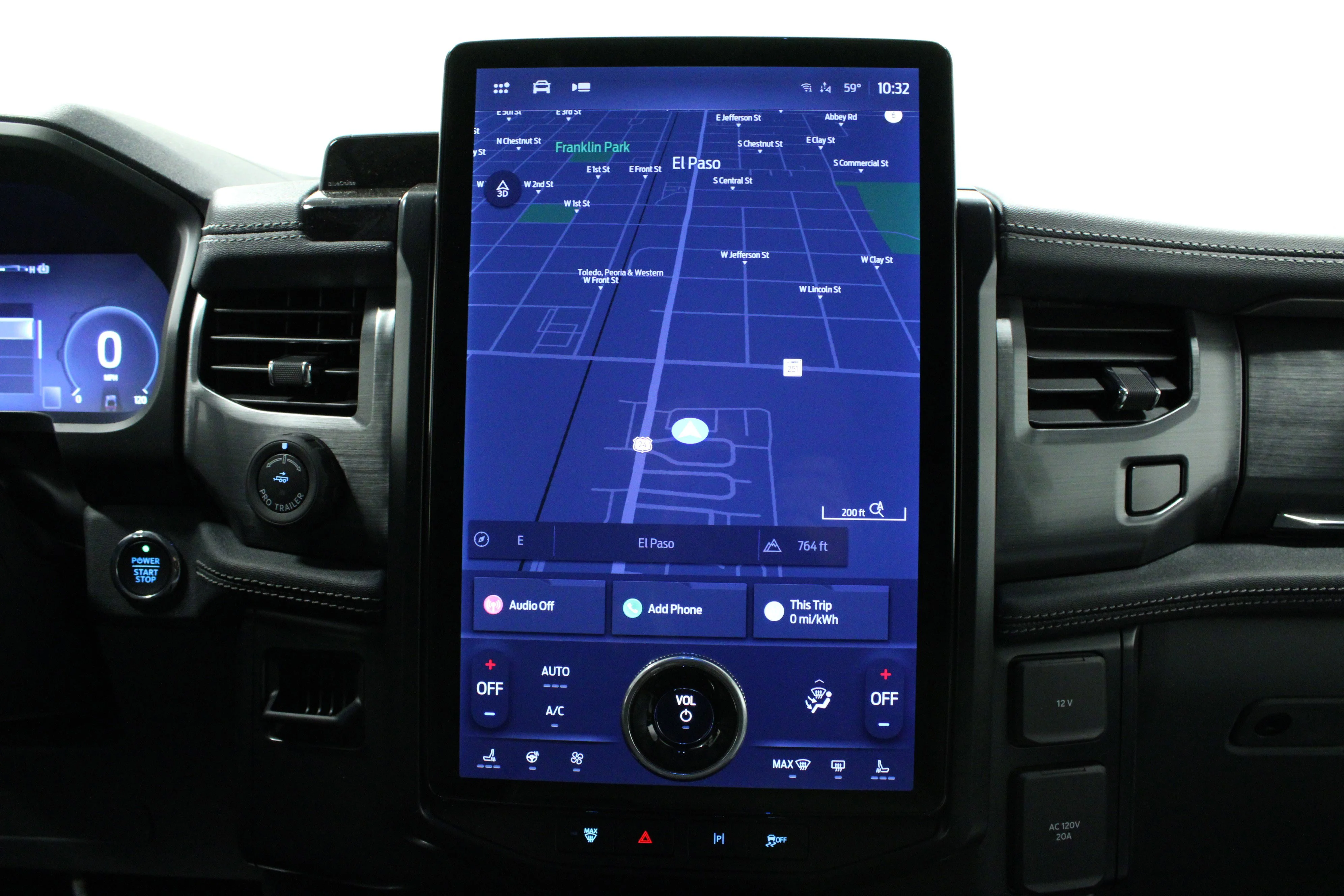 2025 Ford F-150 Lightning Flash - Photo 22