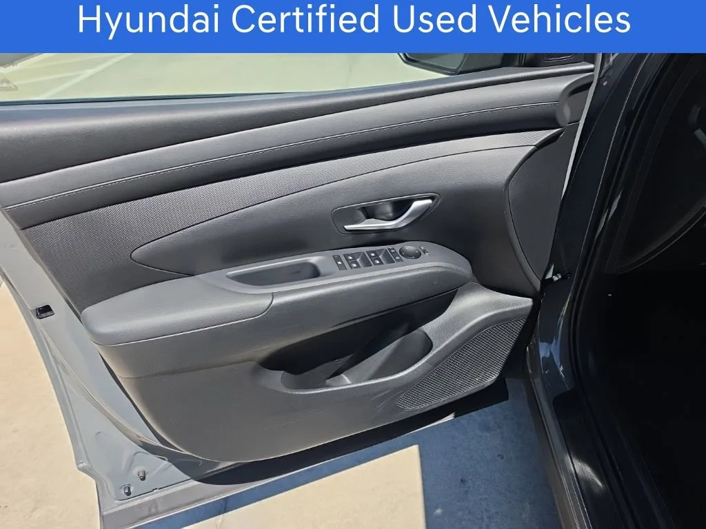 Certified Pre-Owned 2025 Hyundai Tucson SE