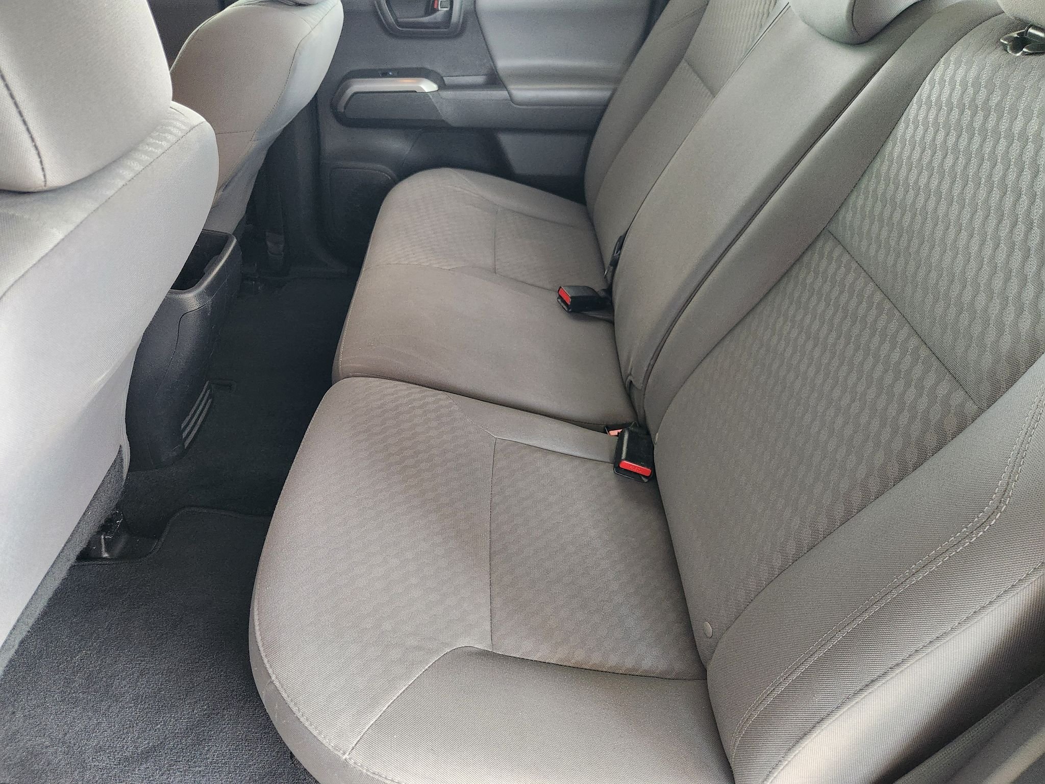 Used 2023 Ice Cap Toyota SR5 image 30
