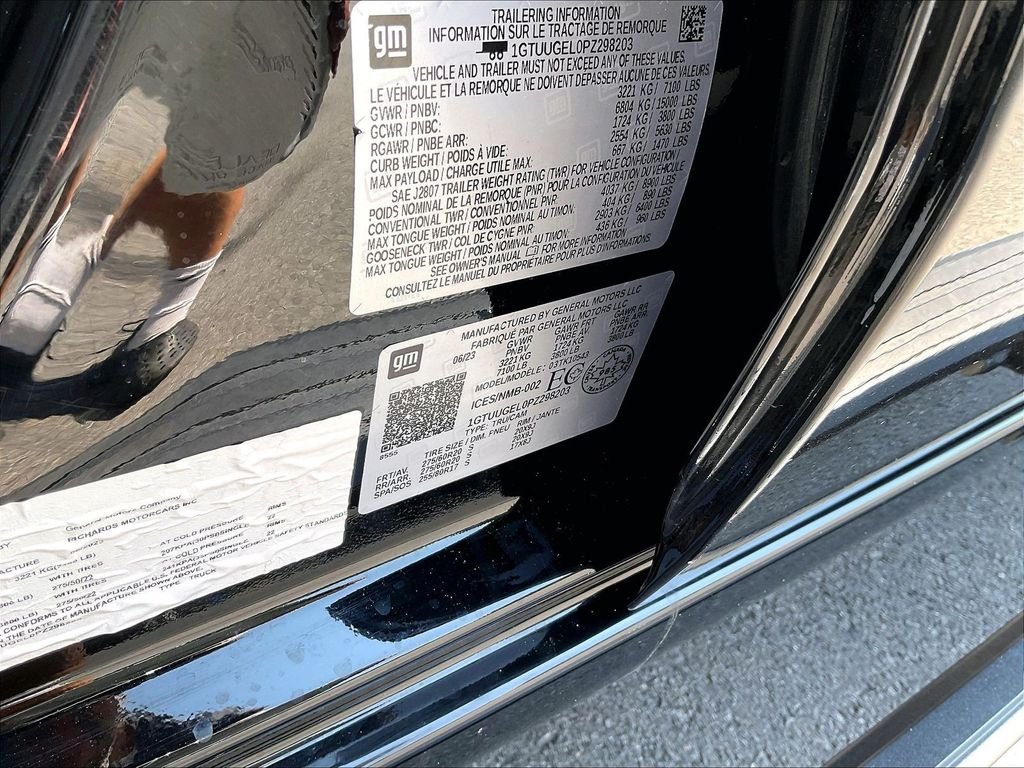 Used 2023 Black GMC Denali image 35