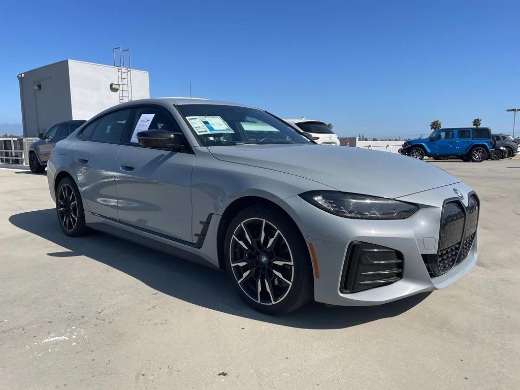 2024 BMW i4 M50's photo