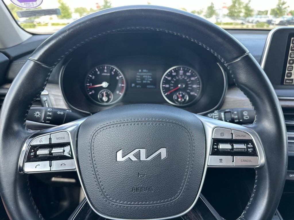 Certified Used 2022 Gray Kia EX image 20