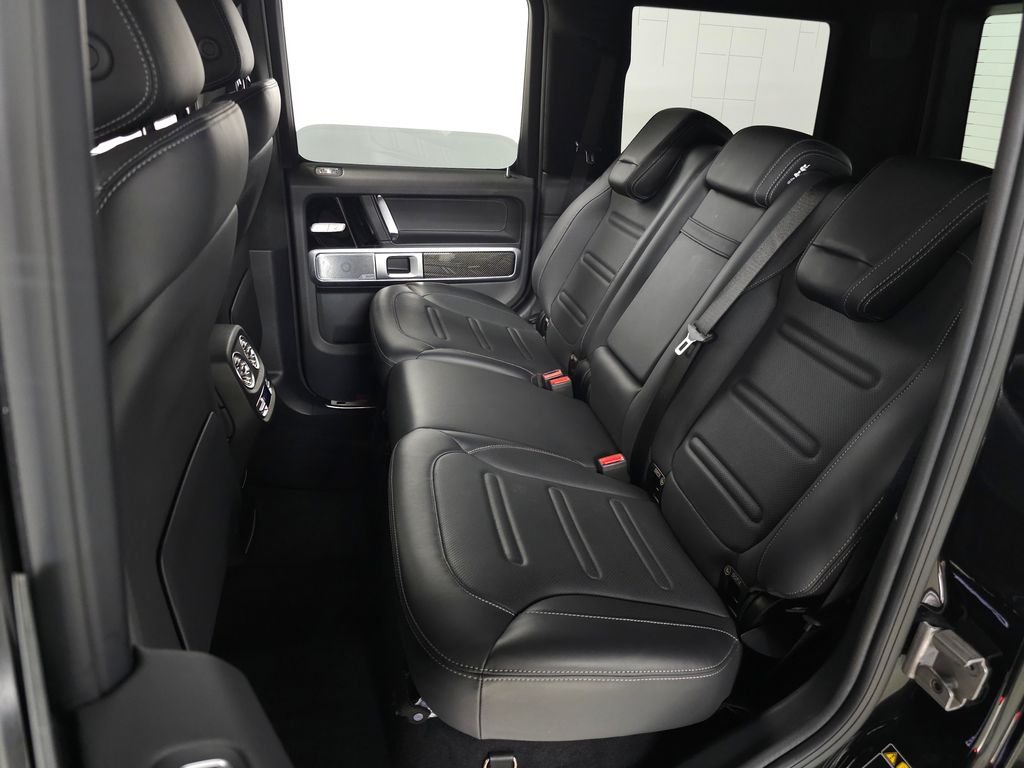 Used 2022  Mercedes-Benz G 550 image 35
