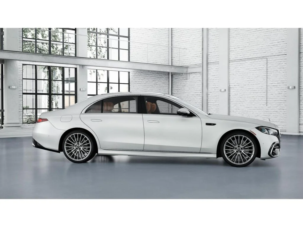 New 2027 White Mercedes-Benz S 580 image 15