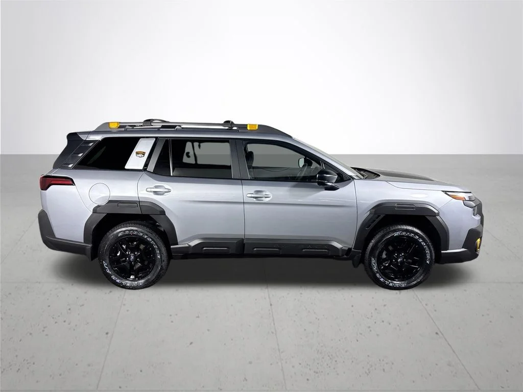 New 2026 ICE SILVER METALLIC Subaru Wilderness image 5