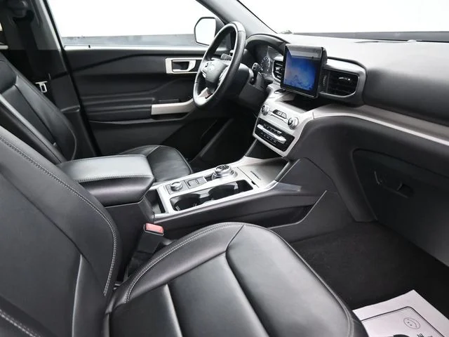 Used 2024 Silver Ford XLT image 20