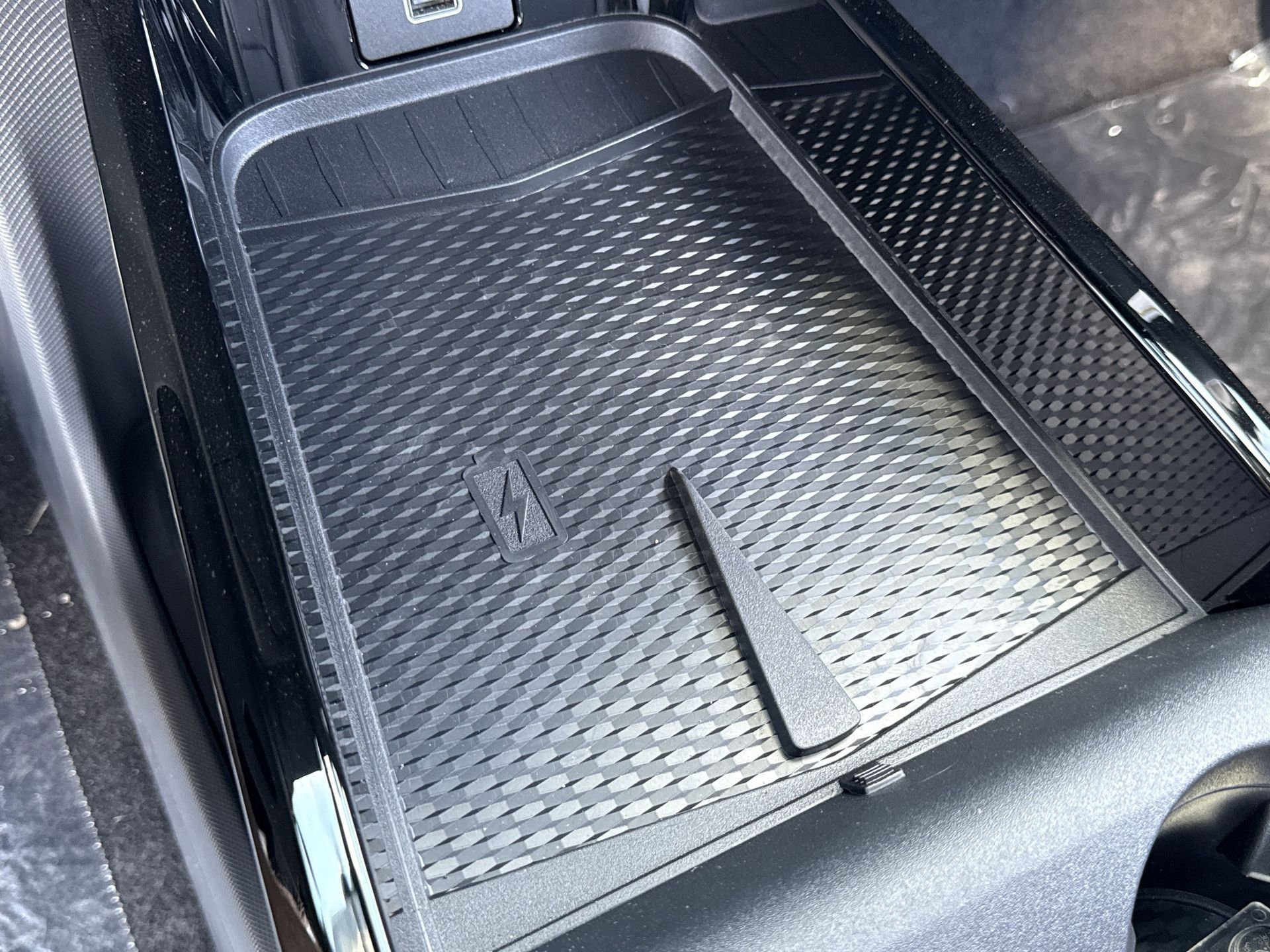 2025 Ford Mustang Mach-E Premium - Photo 9