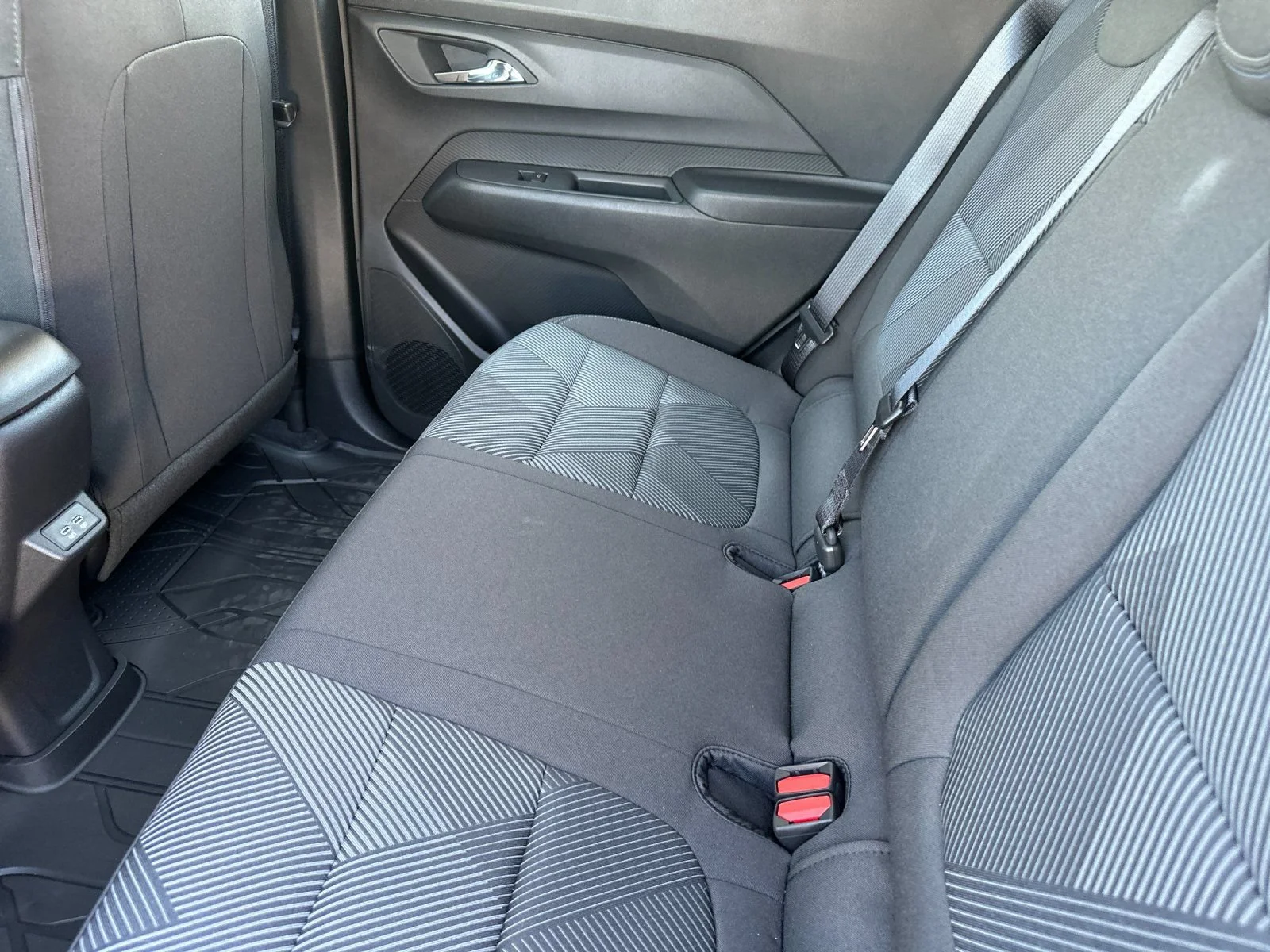 2027 Chevrolet Bolt LT - Photo 12