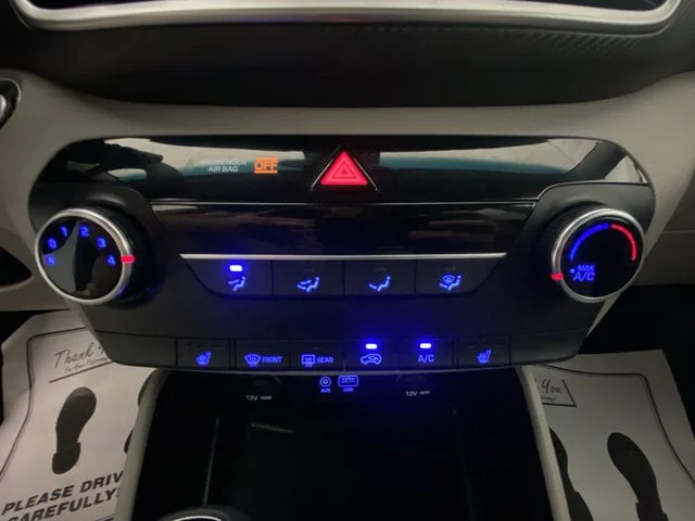 Used 2021 White Hyundai Value image 18
