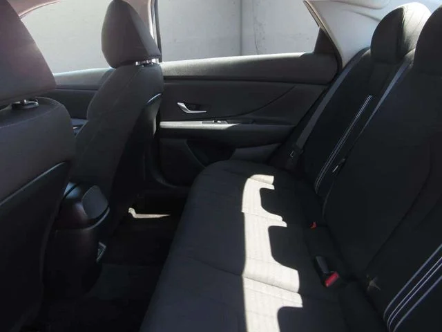 Used 2024 Gray Hyundai SEL image 12