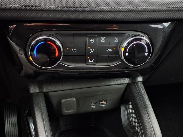 Used 2025 White Chevrolet LT image 14