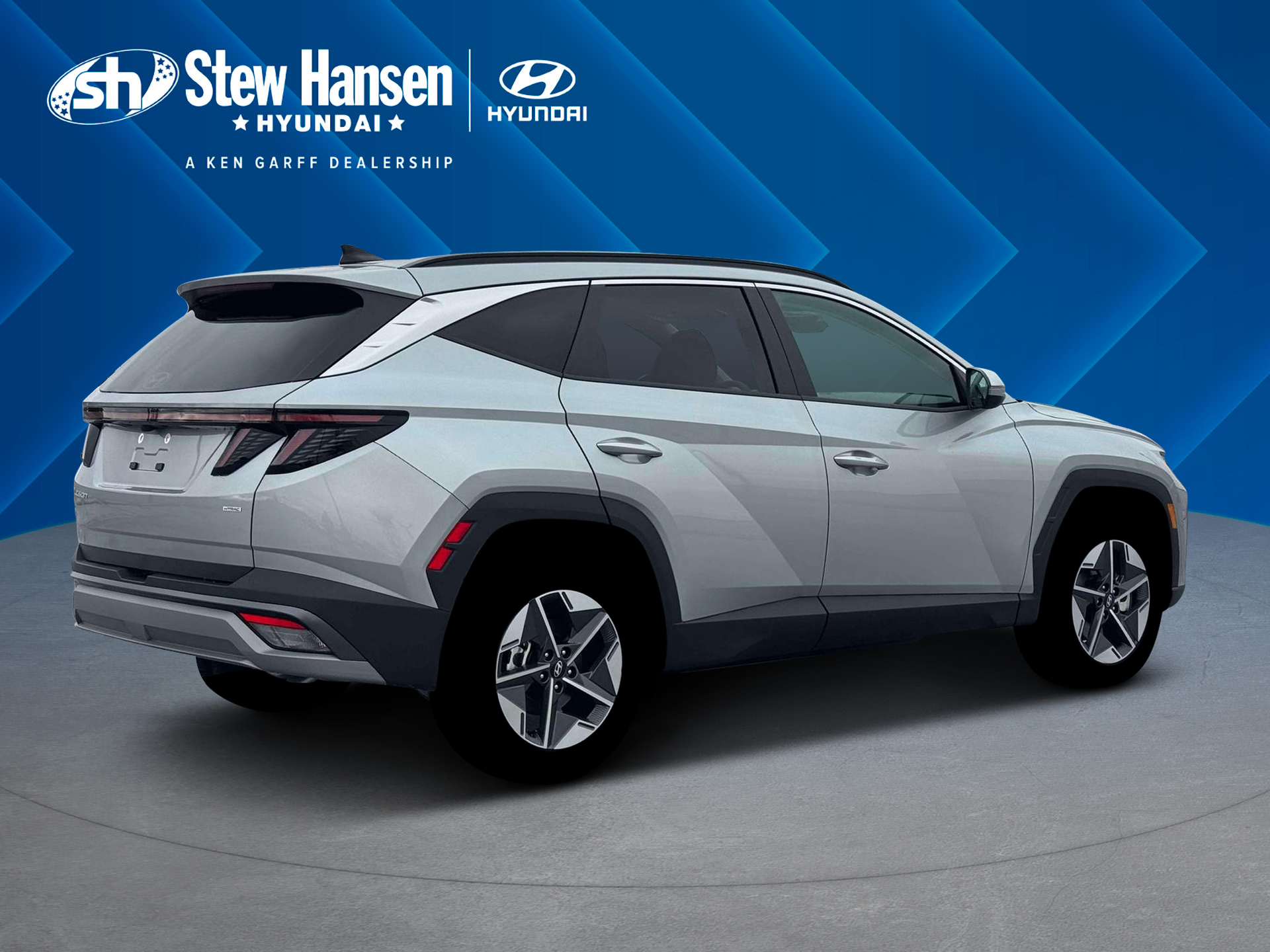 New 2026 Shimmering Silver Hyundai SEL Premium image 27