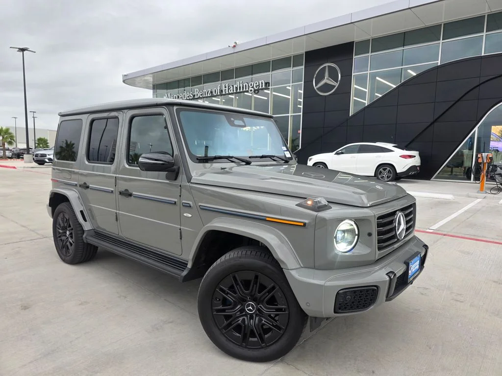 Used 2025 Gray Mercedes-Benz G 580 image 1