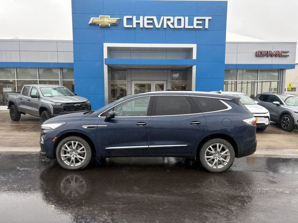 2023 Buick Enclave Essence AWD's photo