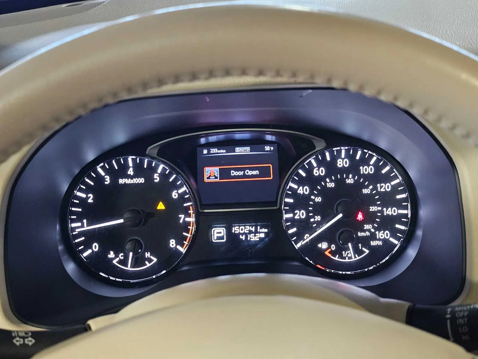 Used 2014 Dark Slate Nissan Platinum image 9
