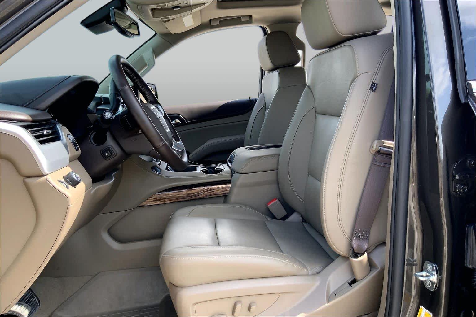 Used 2020 Smokey Quartz Metallic GMC SLT image 8