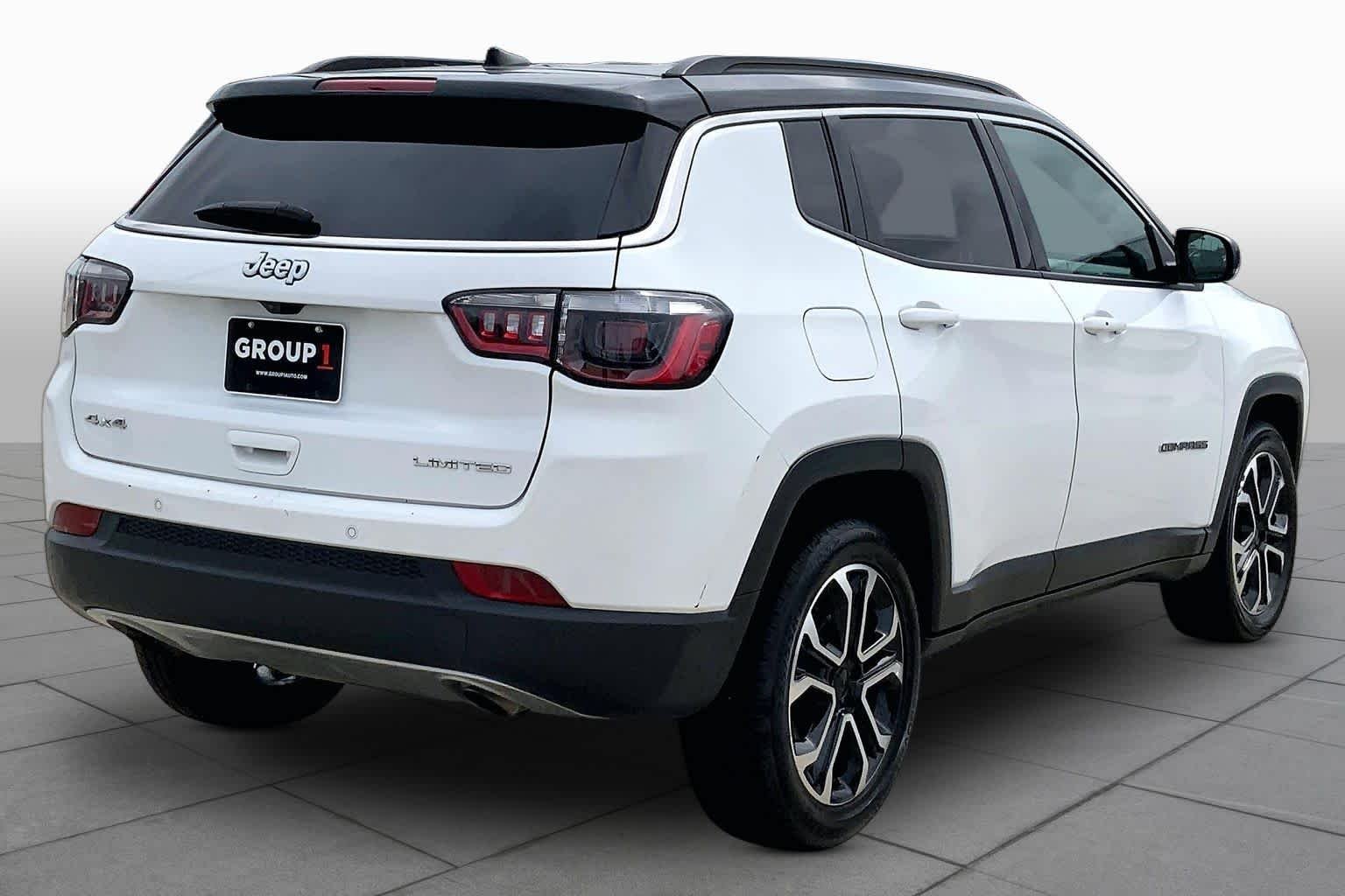 Used 2023 Bright White Clearcoat Jeep Limited image 13