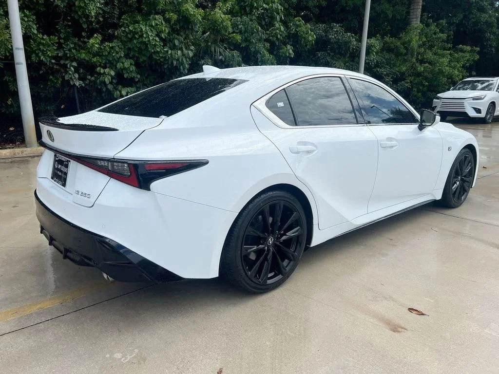 2024 Lexus IS 350 F SPORT - Photo 7