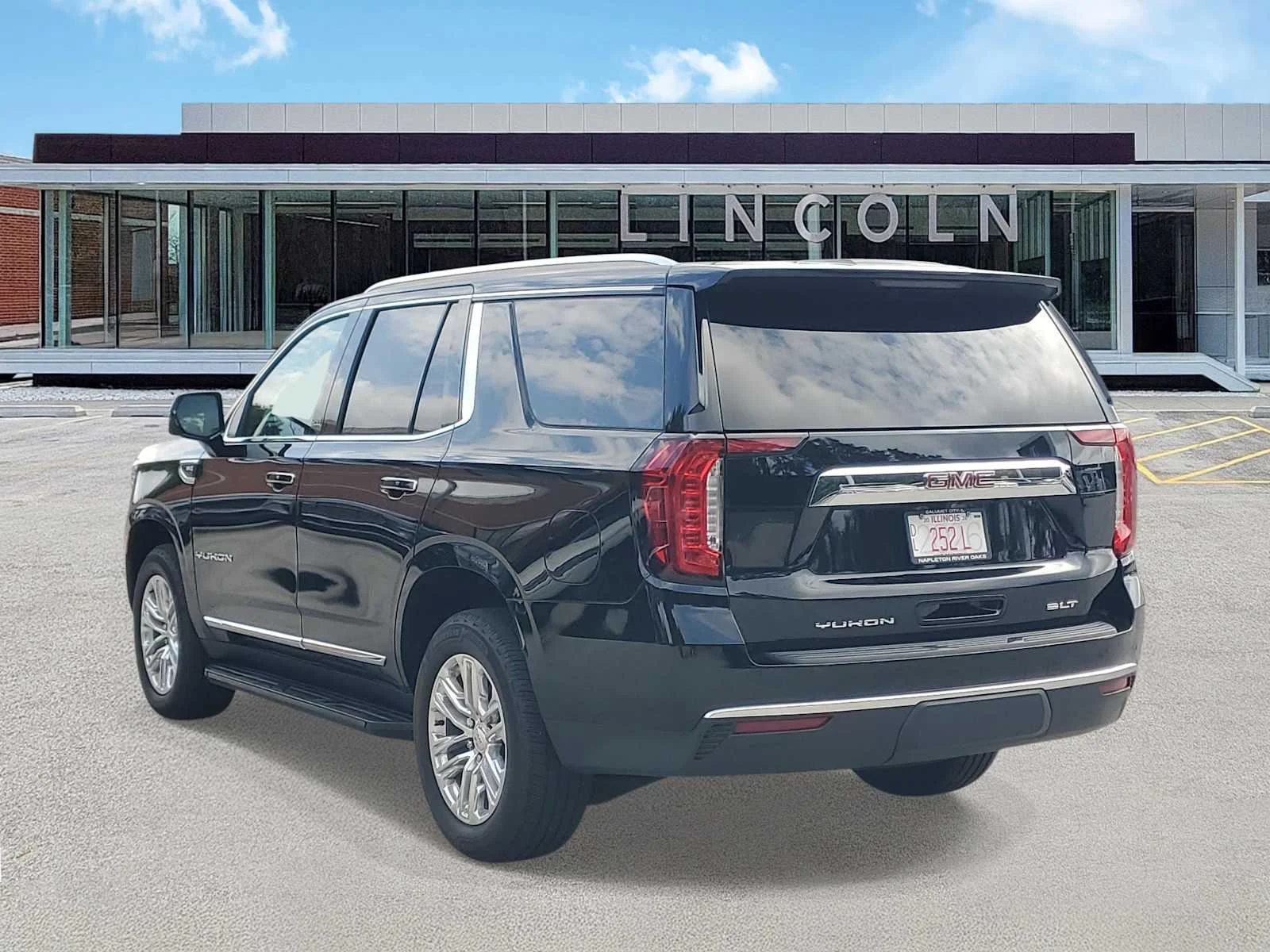 Used 2021 ONYX BLACK GMC SLT image 2