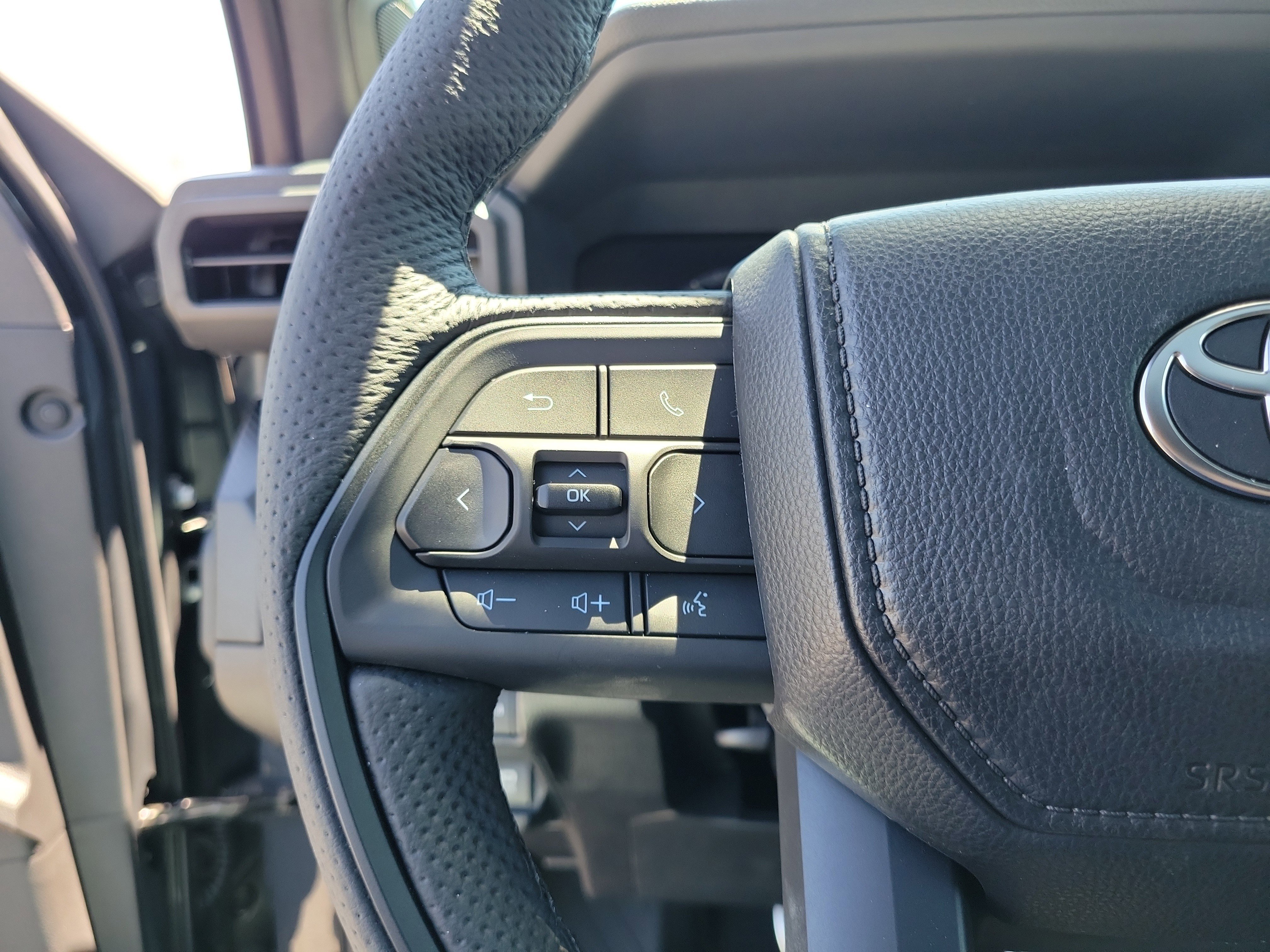 2026 Toyota Tacoma TRD Pro - Photo 22