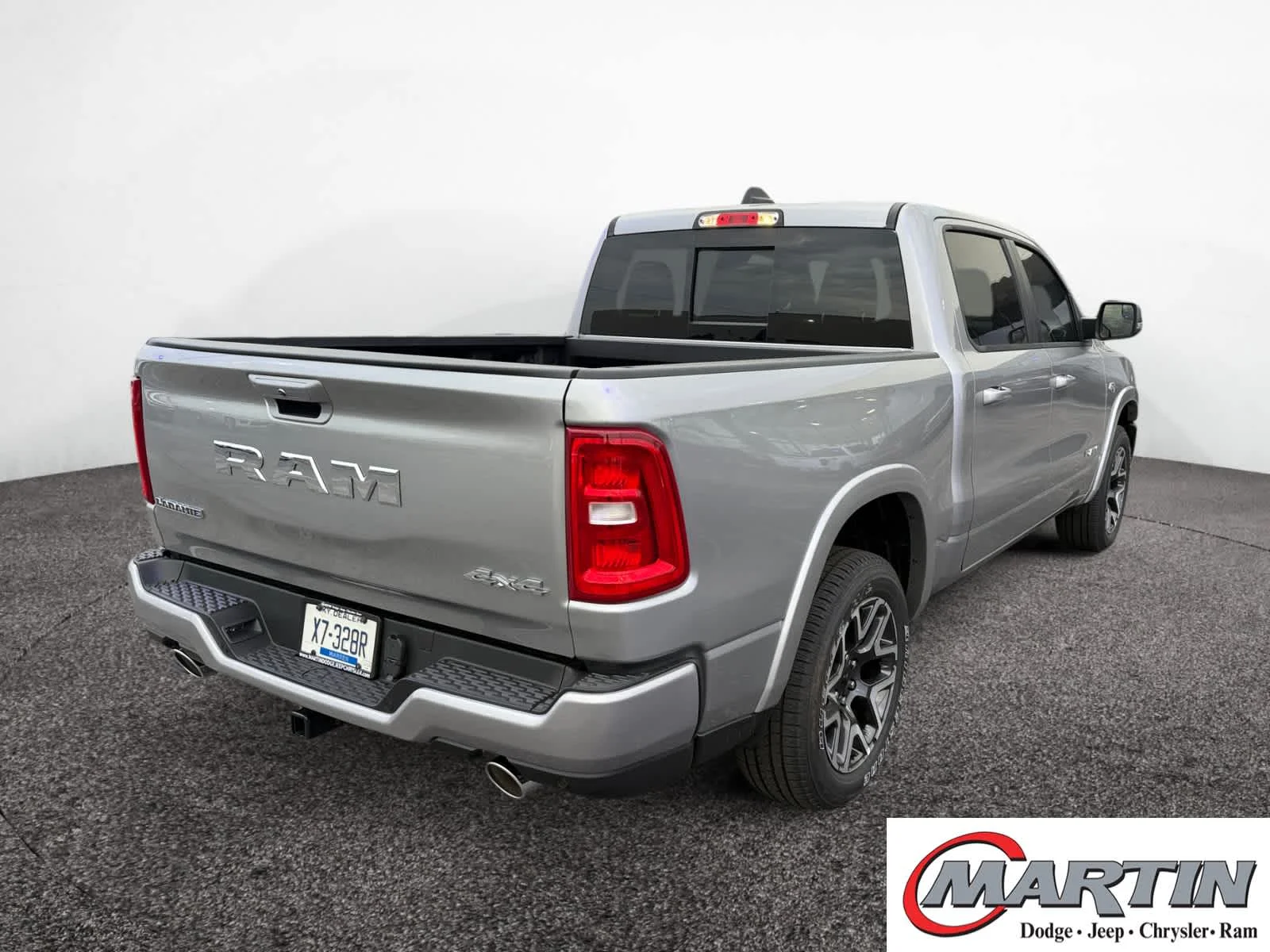 New 2026 Billet Silver Metallic Clear-Coat Exterior Paint RAM Laramie image 5